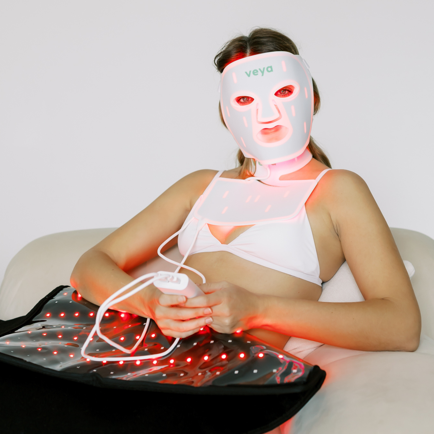 VEYA Full-Spectrum LED Face, Neck & Décolletage Light Therapy Mask | 4 Wavelengths Skincare Device for Home Use